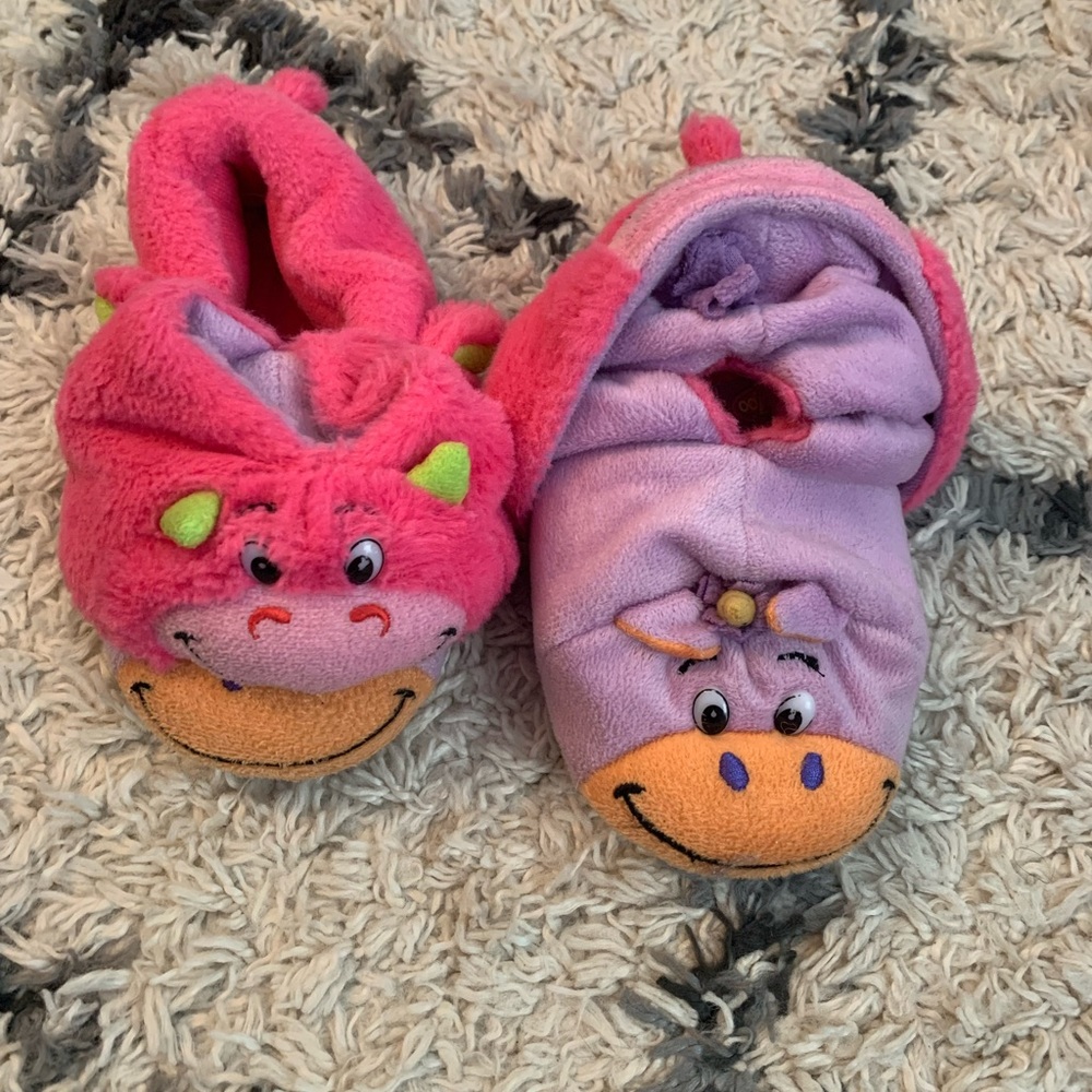 Girls slippers